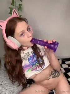 Good morning with a horny redhead babe i m gonna make you nervous