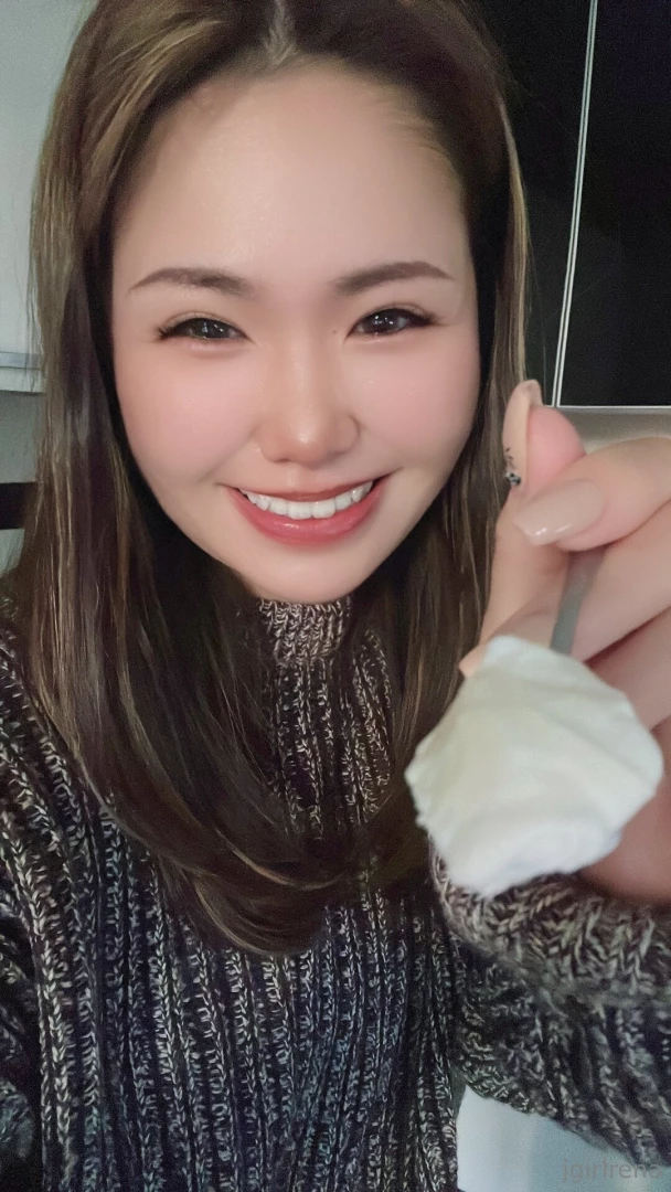 Say aaaaah bet you can t resist this 