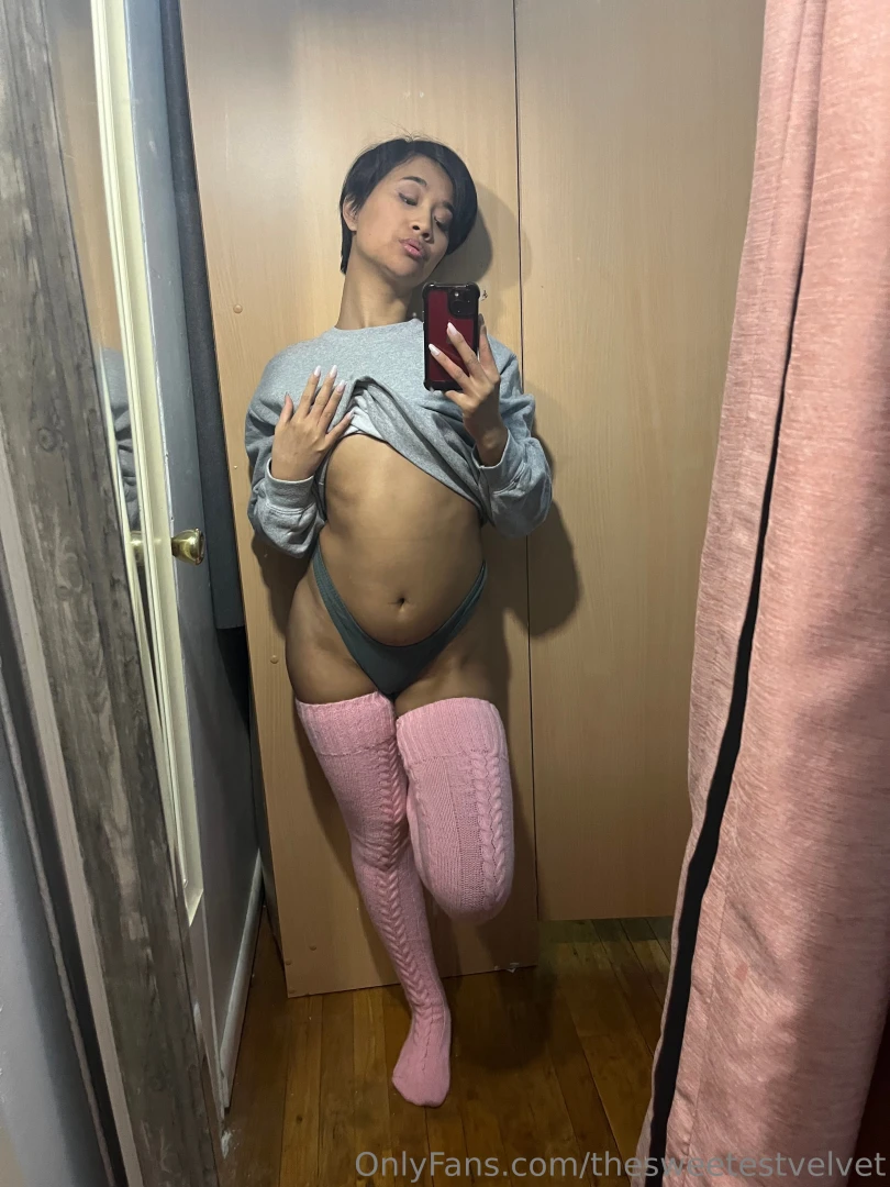 Do you think i need pants with these socks 