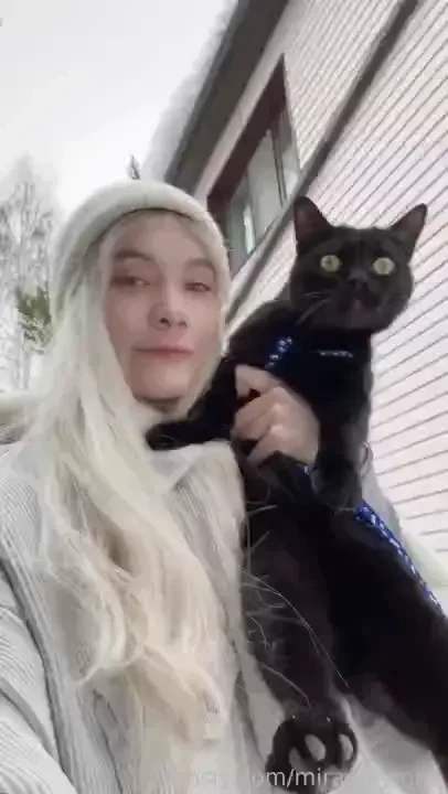 I love messing with my cats scratching fur cutting claws playing and part 1 