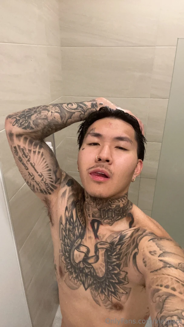 I clean up nice want to help me get dirty again 