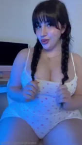 Giantess amelia takes you for a ride in her wet warm mouth with spit