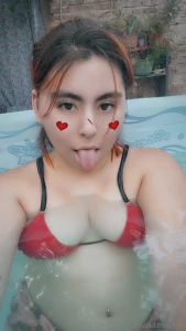 Would you like pool content with a liny bikini te gustar a contenido
