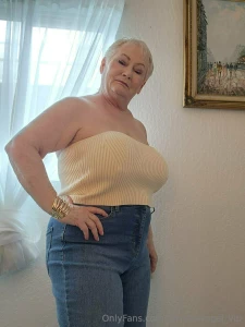 Super horny msg me part 29
