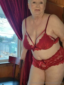 Feeling horny like me msg me