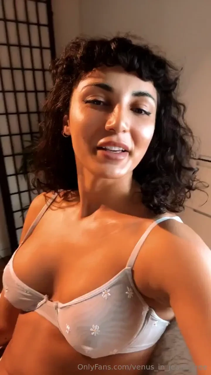 I am gonna be on cam in 5 