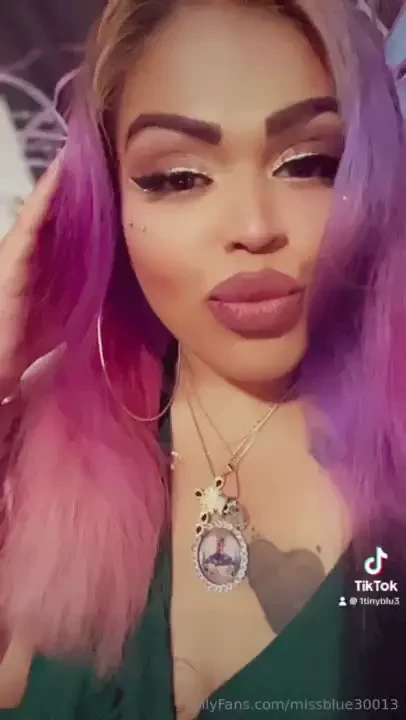 Im sorry i aint posted yall i hurt my leg but ill be back soon if yall 