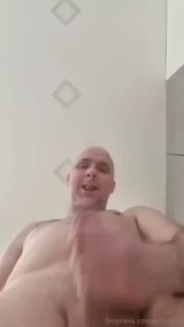 One of the coolest cumshot videos i ve done - an explosive orgasm from