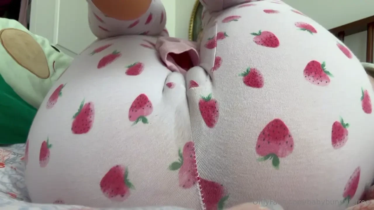 Such a smol wet mess i hope you like my little voice 