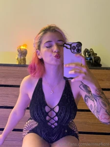 Today i m feeling sexy after a long time of struggling with low part 1