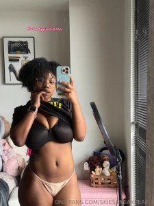 Thabootygawdus is having a sale for new and returning subscribers