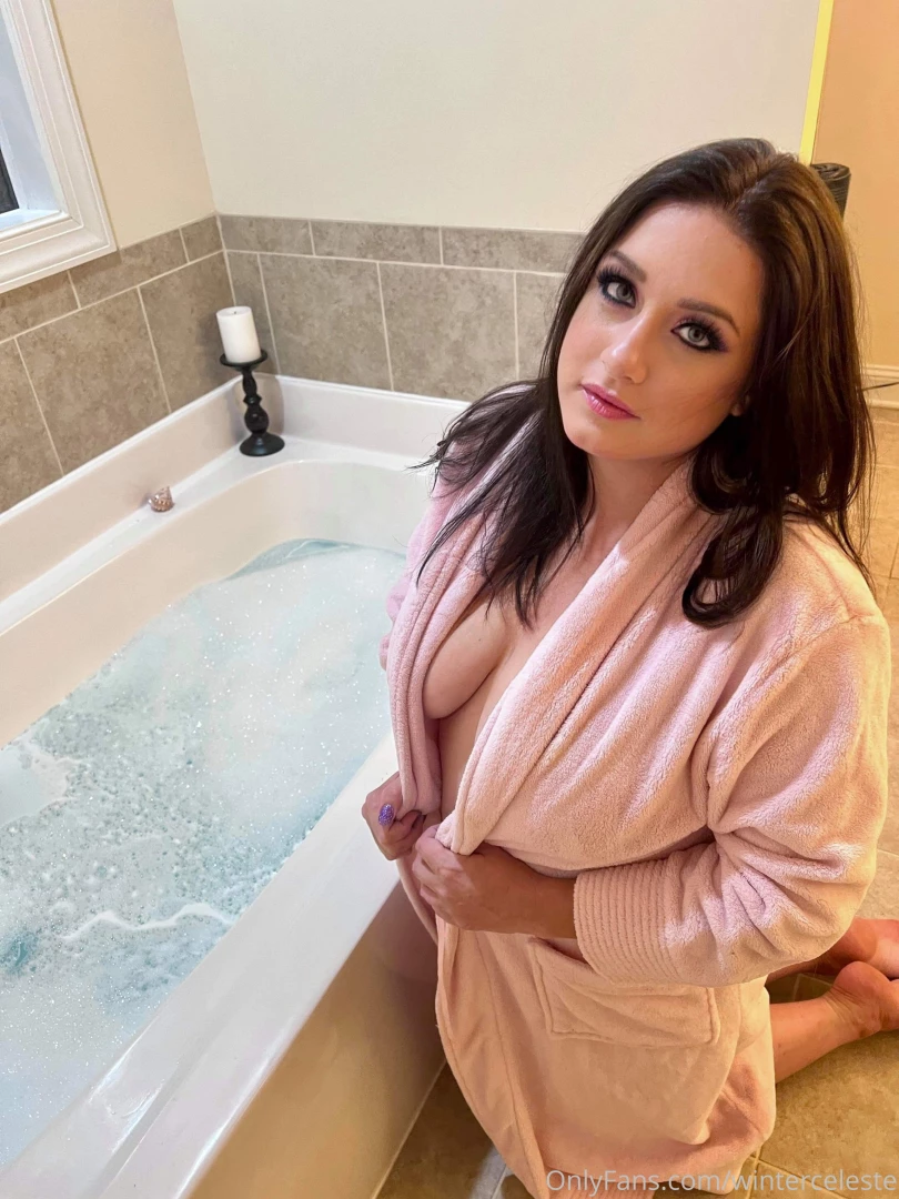 I don t know what s hotter me or the water part 1 