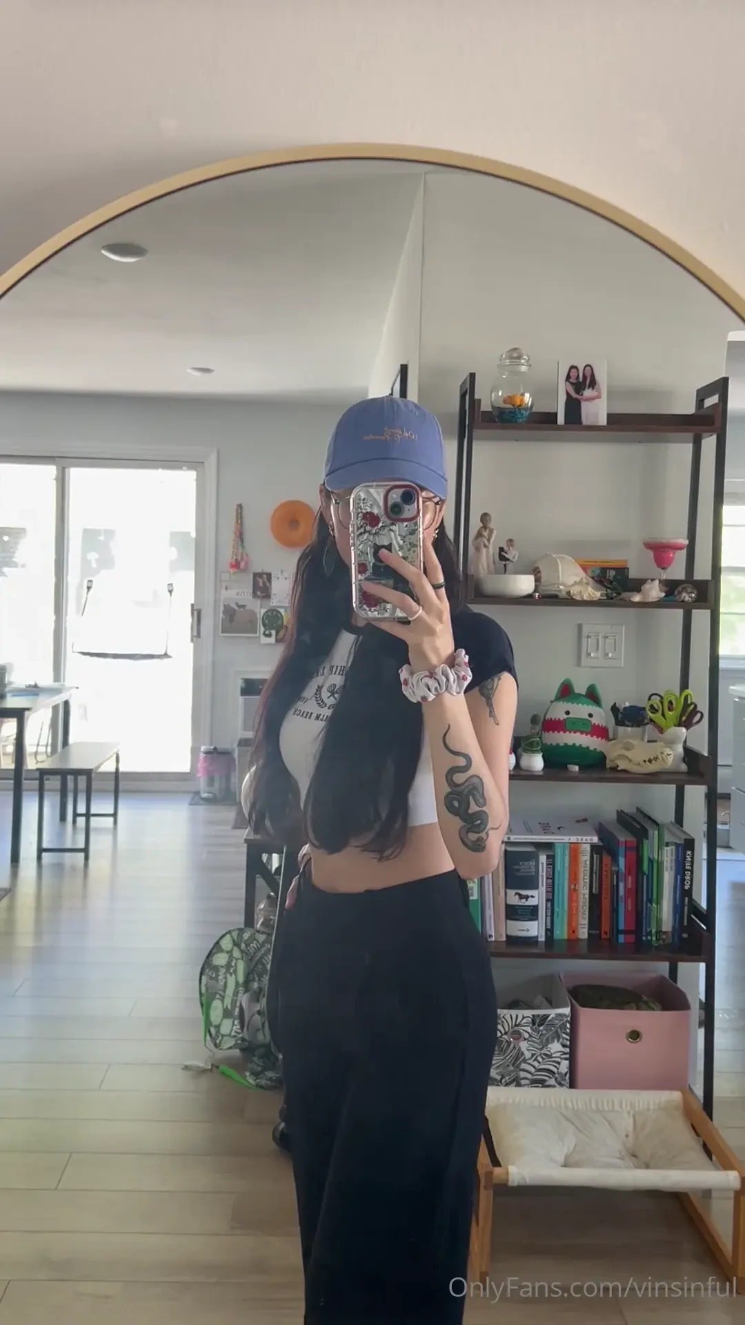 Happy monday visiting the city today 