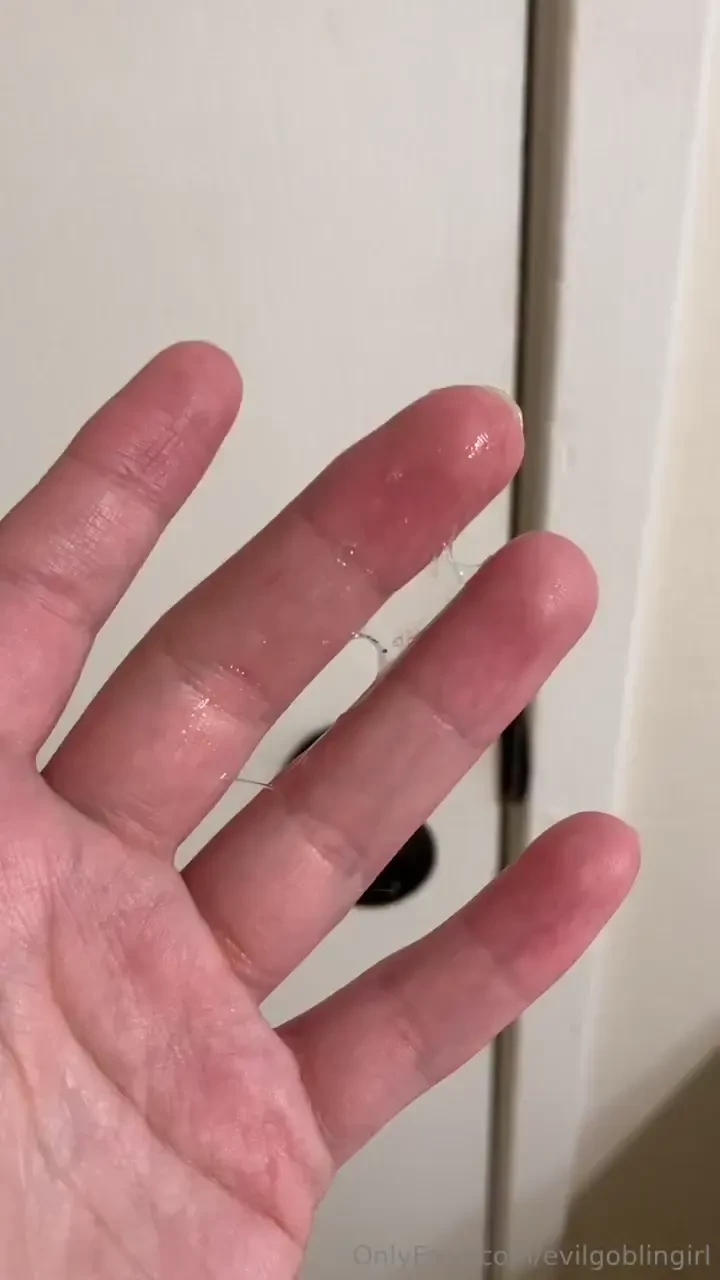 Wanna lick my fingers part 1 