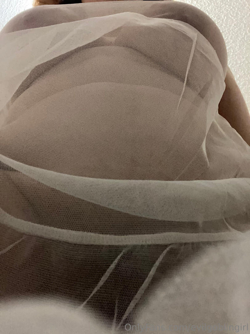 Crawls on top of you part 1 