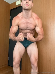Going live tonight see you at 8pm eastern