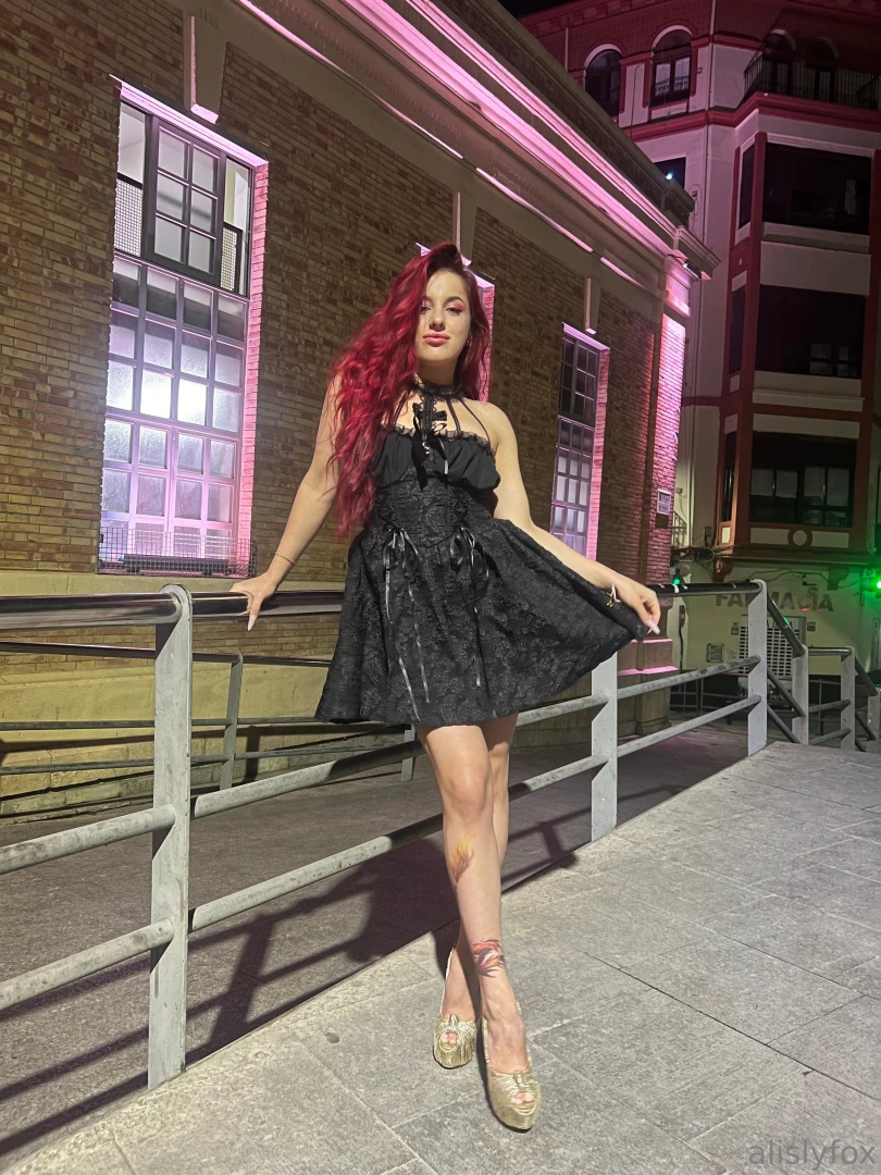 Your queen is back im ready for sexting videocalls and custom hot part 1 