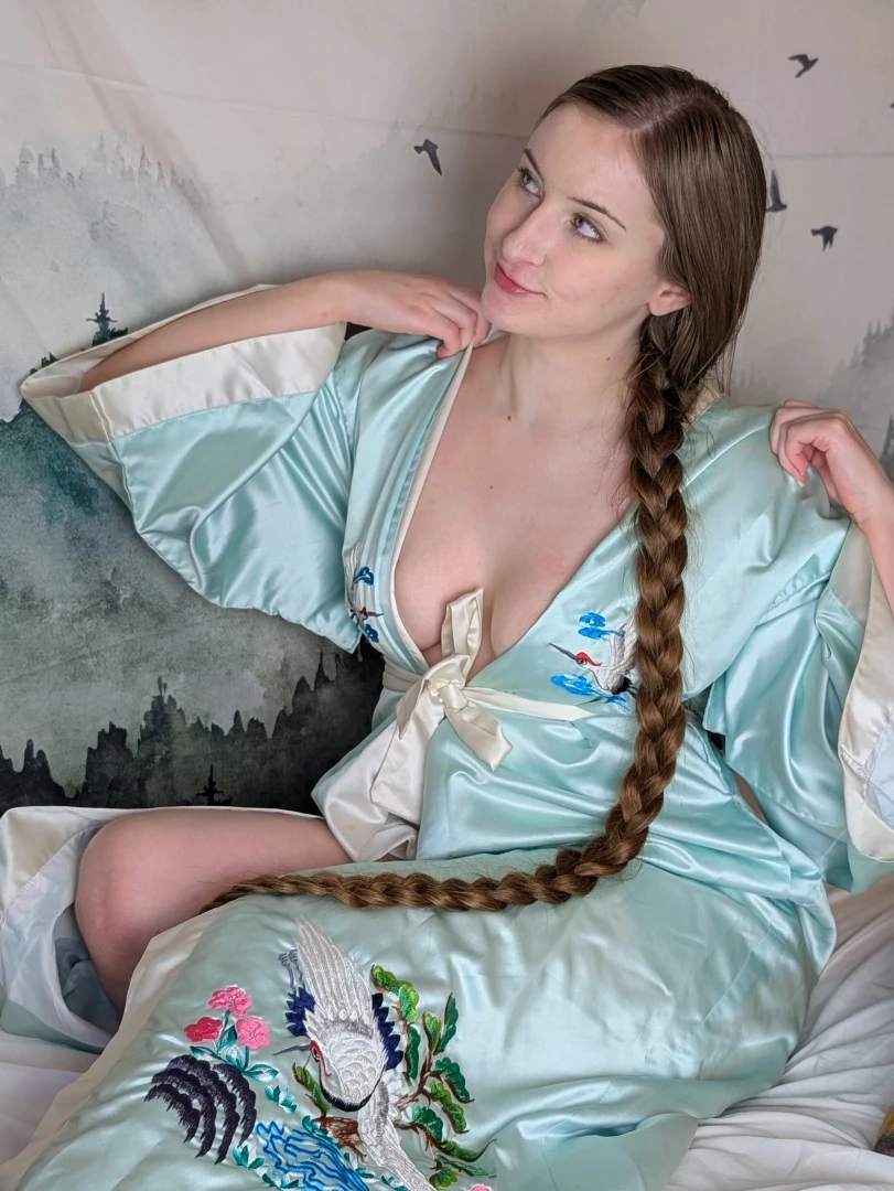 My first photos of 2025 with my favorite robe kimono and a super spicy part 11 