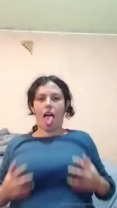 Wanna touch these girls 