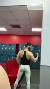 When i m in the gym this is the view from the back what would you do