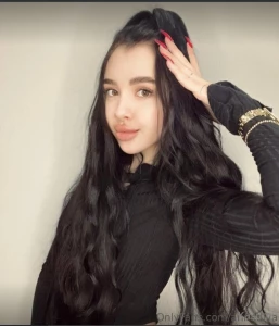 Annediva her annediva mouth and pussy is soaking wet and hot for your part 95