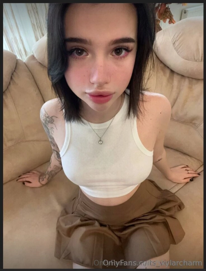 Free subscription only today its_vicky_lovex she s so kinky for her part 42 