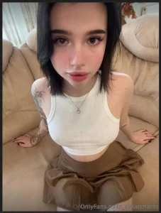 Free subscription only today its_vicky_lovex she s so kinky for her part 42