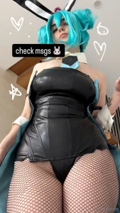 Bunny girl at your service sent you a sweet treat