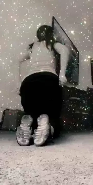 Sneakers saturday oh and some booty 