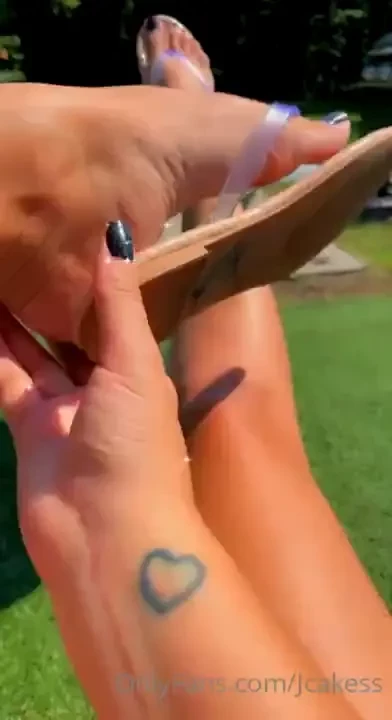 Sexy sandals dangle who wants oily soles 
