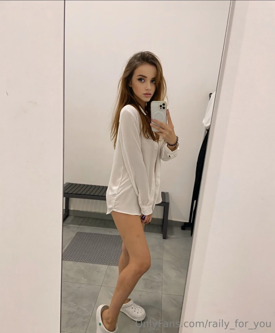 Stop scrolling leriberrry so kinky for her age but she s online now so part 31 