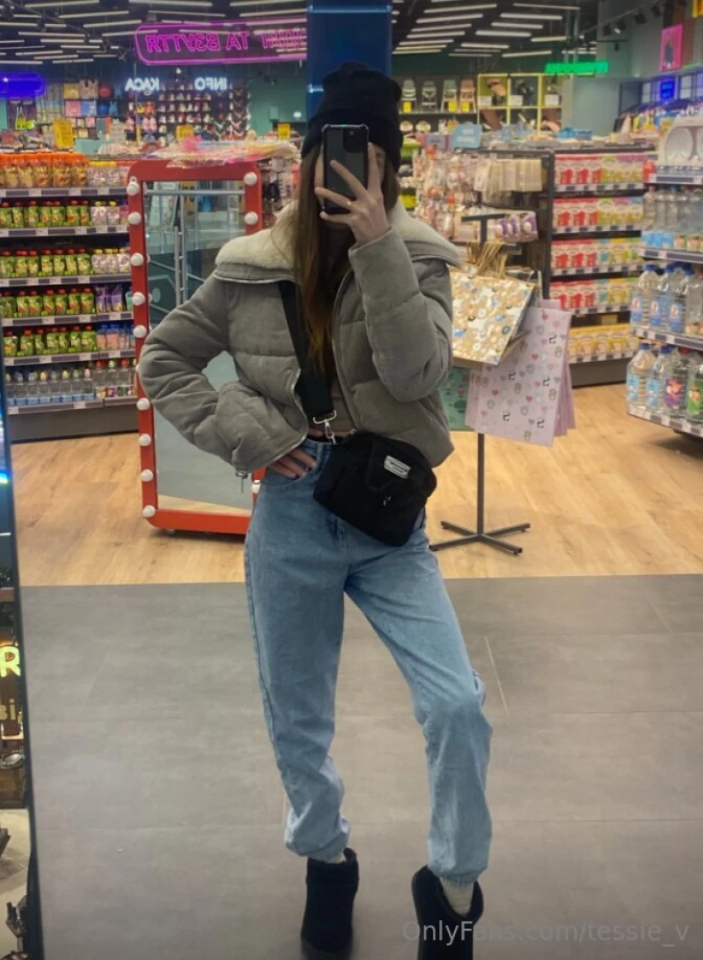 Venturing into a world of delights as i head out for some dinner 