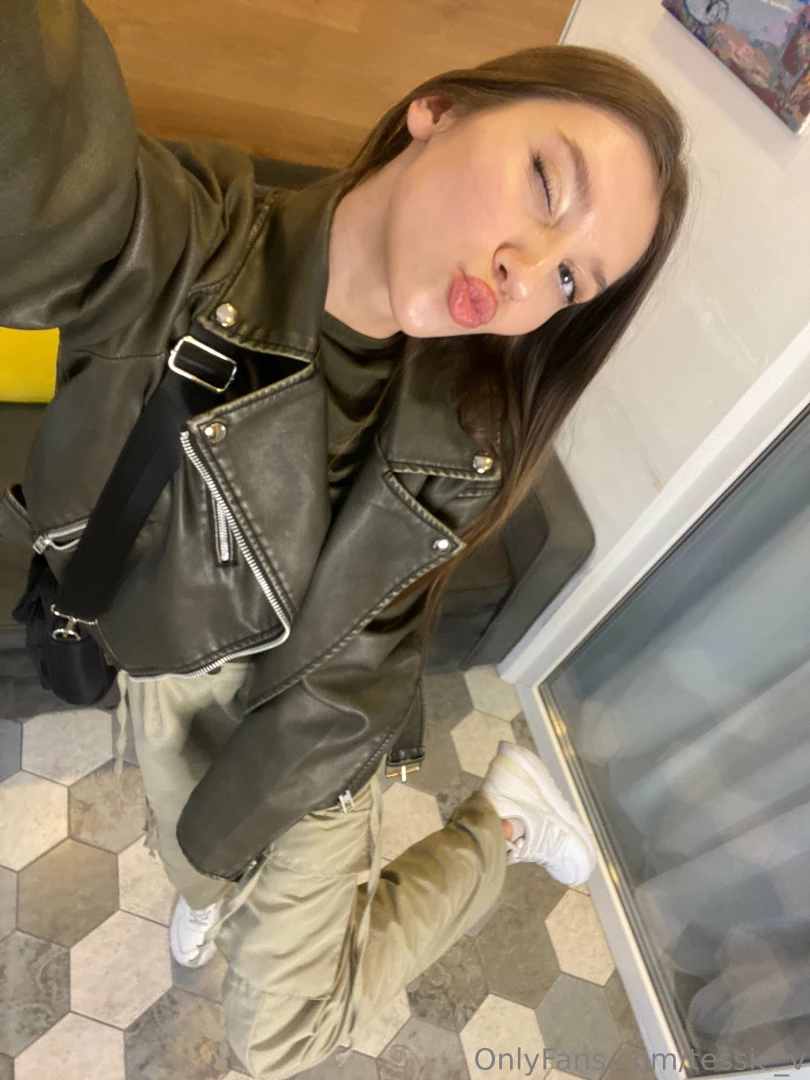 Fall looks and the magic of the changing seasons an ode to nature and 