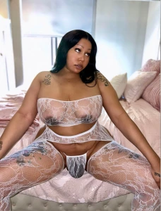 Which part of my body are you kissing first part 1