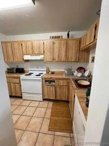 The giant man my lover brought me dinner since i can t leave spent all part 11