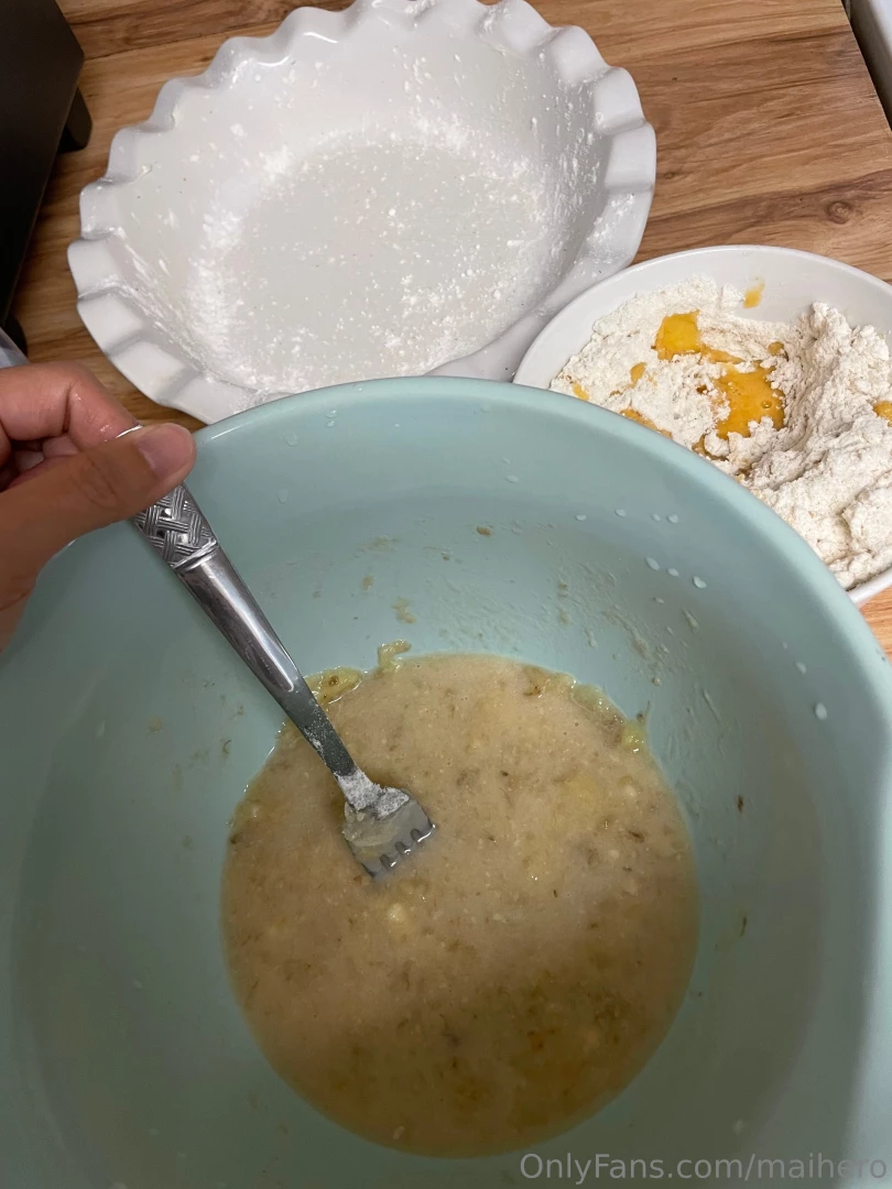 Baking banana bread 