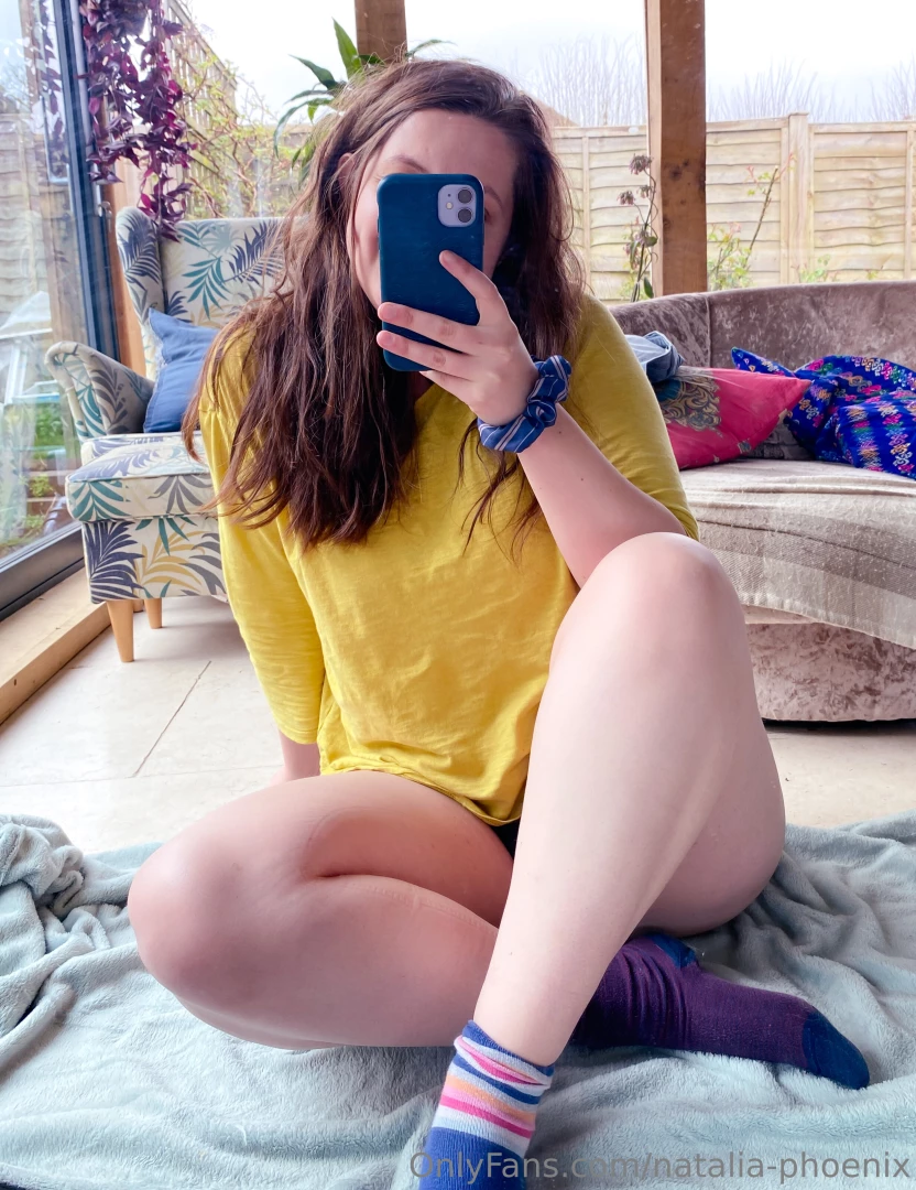 Swipe to take me out my slippers 