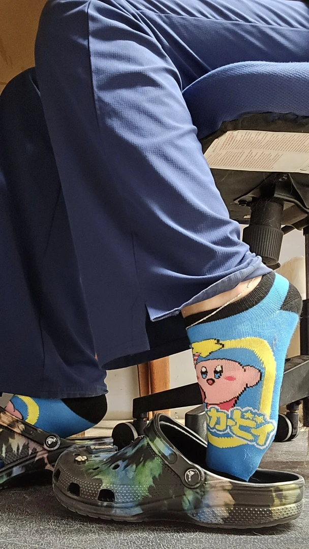 I ve only been here for 2 hours and i m ready to take my socks off part 1 