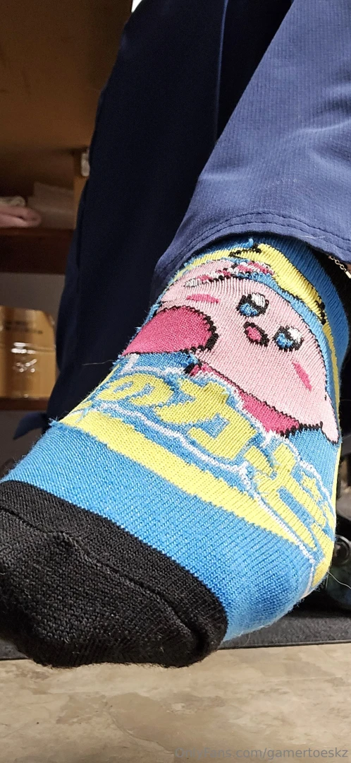 I ve only been here for 2 hours and i m ready to take my socks off 