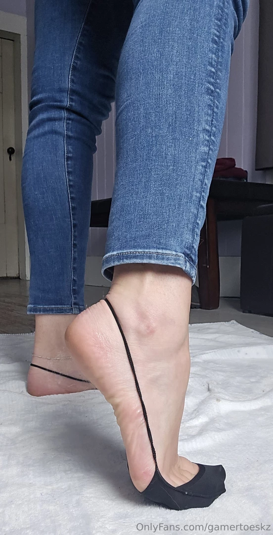 Toe panties are baaack part 4 