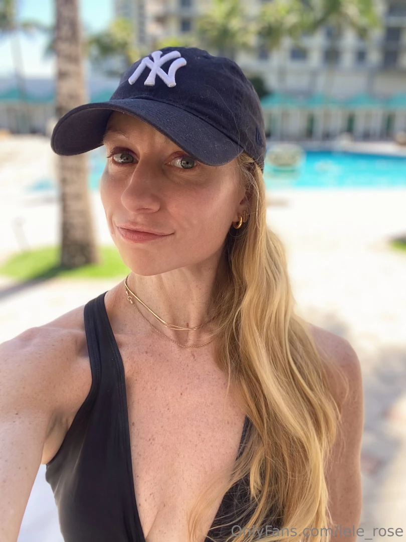 Give me all the vitamin d not that kind of d you pervs time for some 