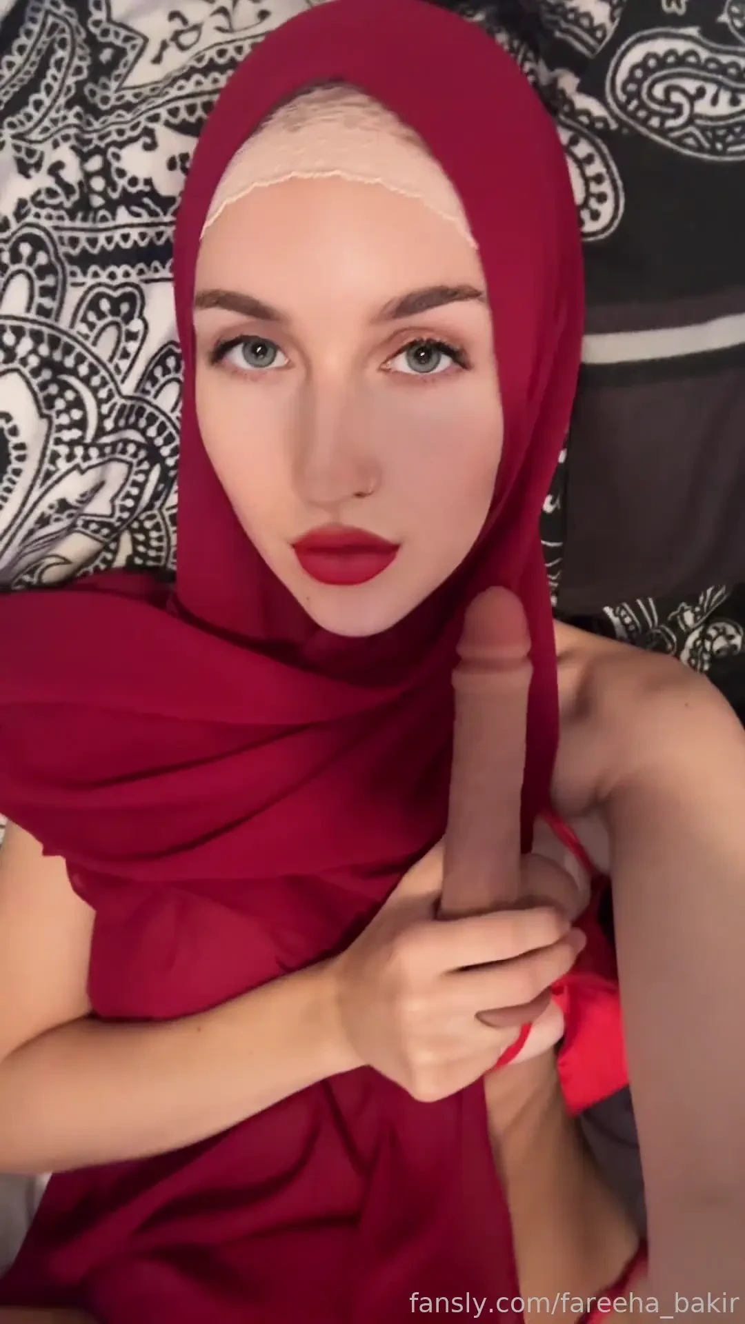 Come over fyp blowjob bj bj tease titties tits hijab muslim hijabi 