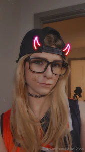 Being a naughty gurl