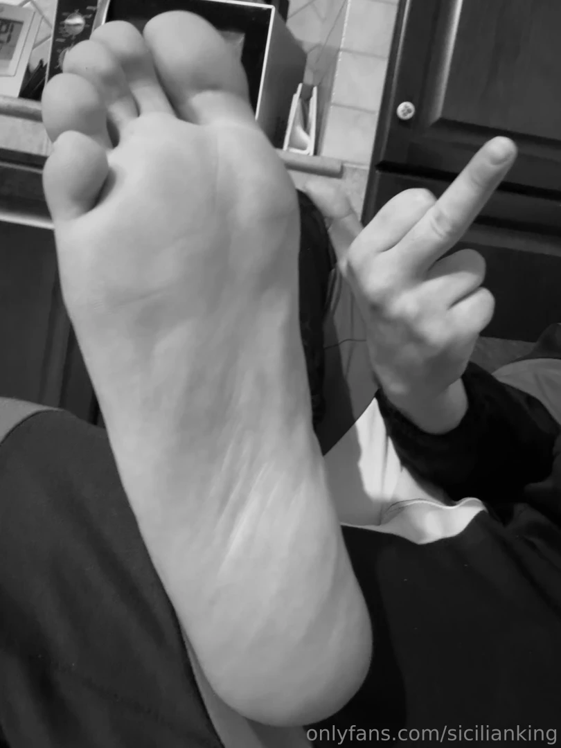 Pov dell esperienza paradisiaca di stare davanti ai miei piedoni part 5 