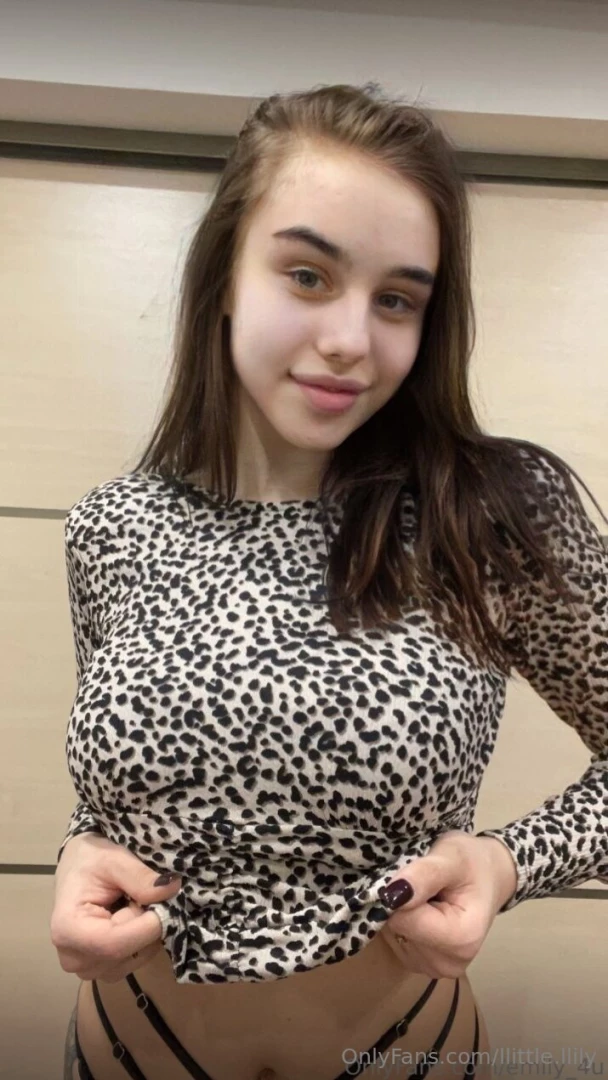 Free subscription only today emily_4u she s so kinky for her age but part 32 