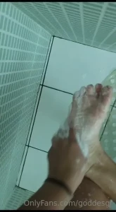 I love take long showers after arrived from college because my feet is