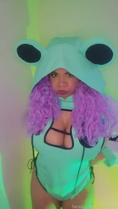 Freaky fwog 3 videos -bj w toy -strip tease -joi tiggobitties part 22