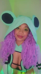 Freaky fwog 3 videos -bj w toy -strip tease -joi tiggobitties part 68