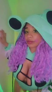 Freaky fwog 3 videos -bj w toy -strip tease -joi tiggobitties part 56