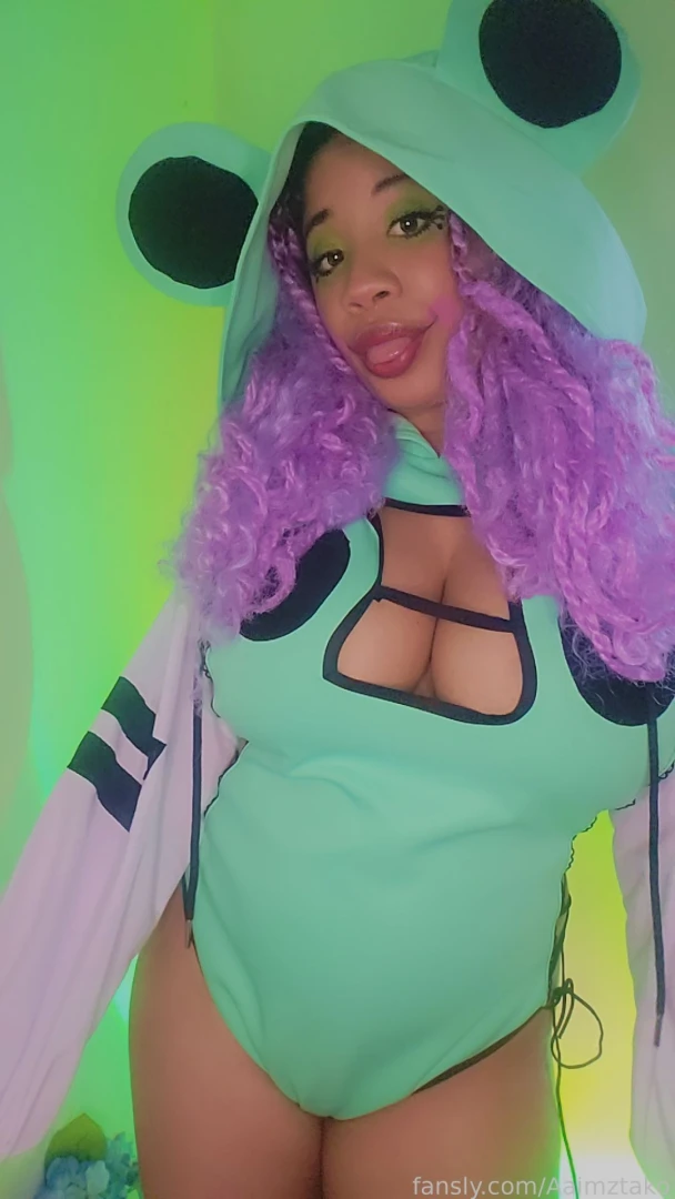 Freaky fwog 3 videos -bj w toy -strip tease -joi tiggobitties part 28 